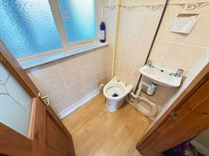 Peckforton Drive Great Sutton